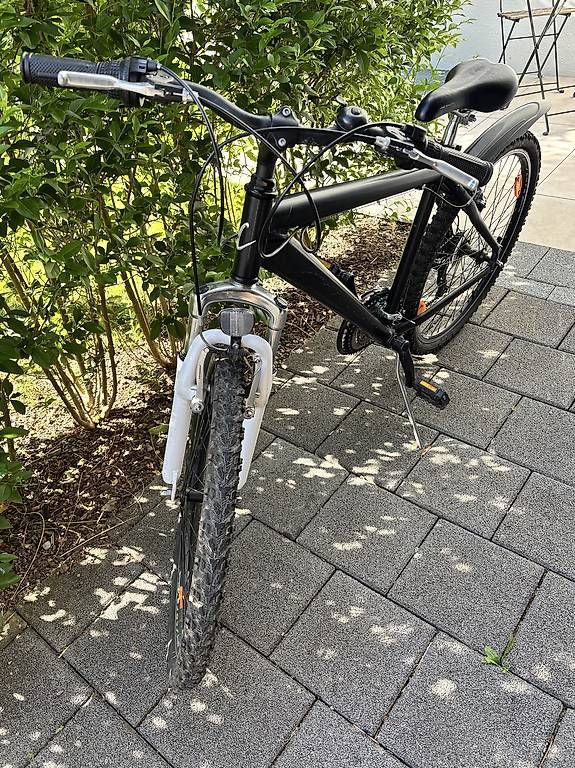 Biciclette: Kinderfahrrad 26 Zoll schwarz – Usato da Buttisholz venduto da Dodobon 1