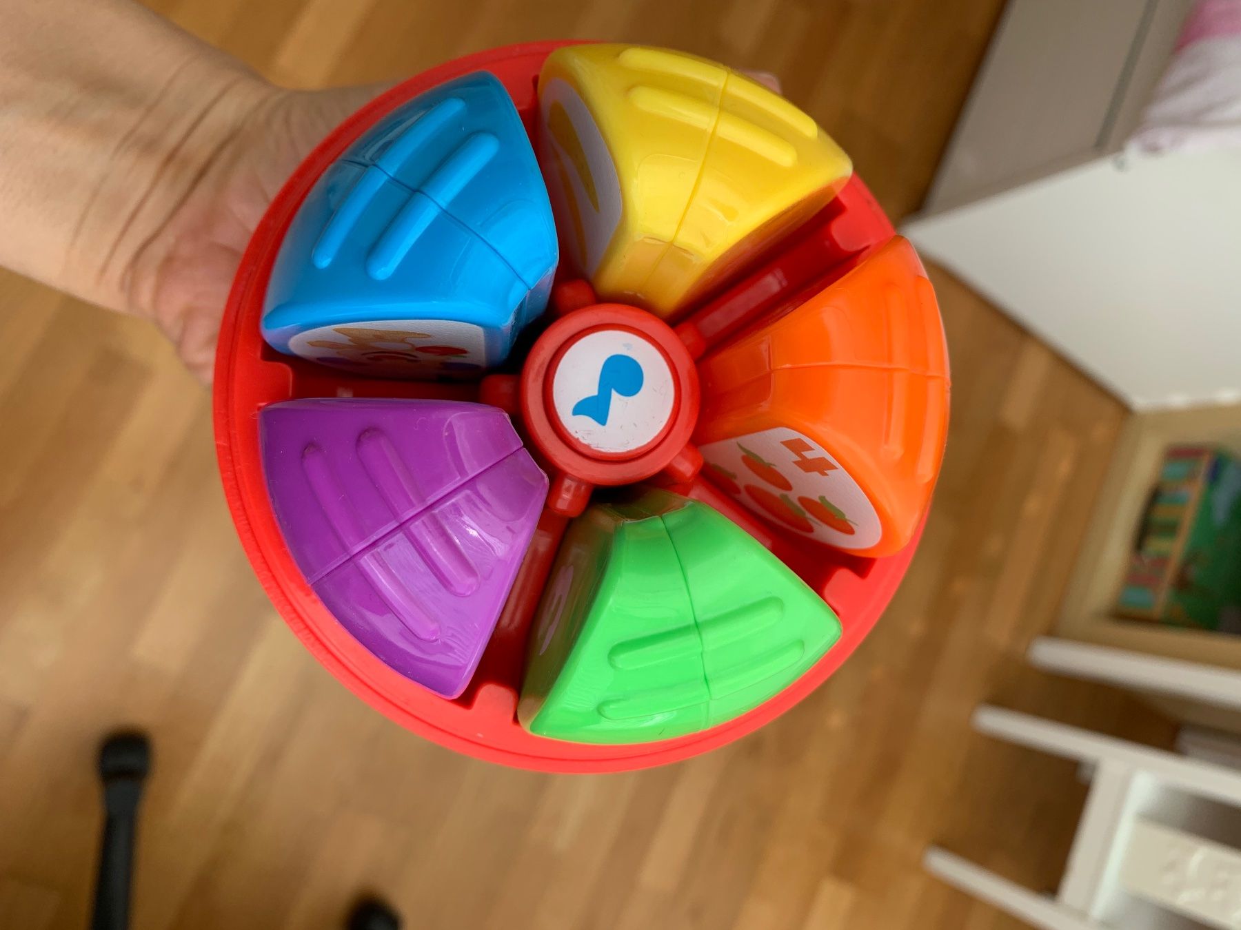 Jouets: Baby Spielzeug mit Musik – D'occasion à Ostermundigen par des_t9vv
