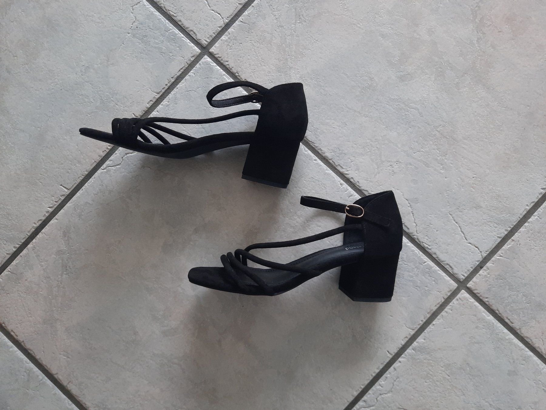 Graceland Scarpe da donna: Sandale taille 38 Graceland – Usato da Courroux venduto da Soleilpat47 1