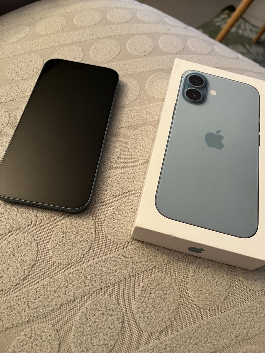 Apple Telefoni cellulari / Smartphones: iPhone 16 128gb – Usato da Gordola venduto da ba__zb72 1