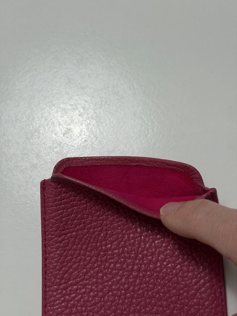 Cover & Protezioni schermo: Leder-Etui IPhone 13 Pro - Pink – Usato da Au ZH venduto da swissmatchpoint 3