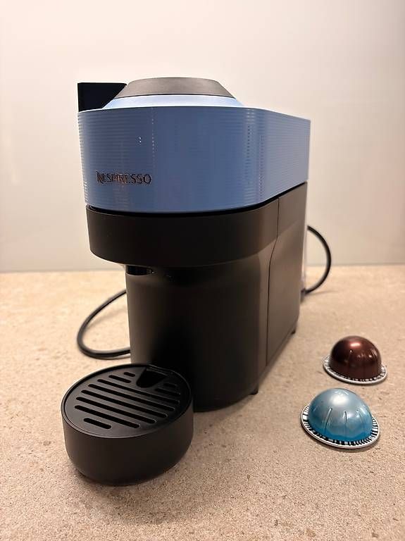 Machines à café & Machines à expresso: Nespresso Vertuo Pop - einmal gebraucht – D'occasion à Siebnen par mim_9ctm
