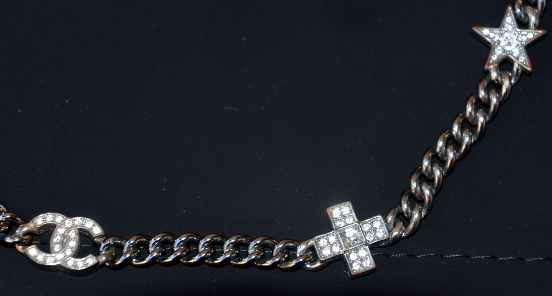 Chanel Catenine: Chanel Halskette /  Collier – Usato da Collonges venduto da arashee 2