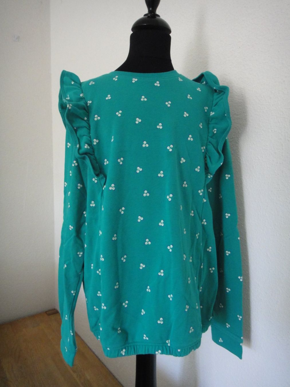 Okaidi Maglioni & Felpe: Okaidi Pullover mit Blümchen & Rüschen, Gr. 12 Jahre 152 cm – Usato da Winterthur venduto da LemonTree5