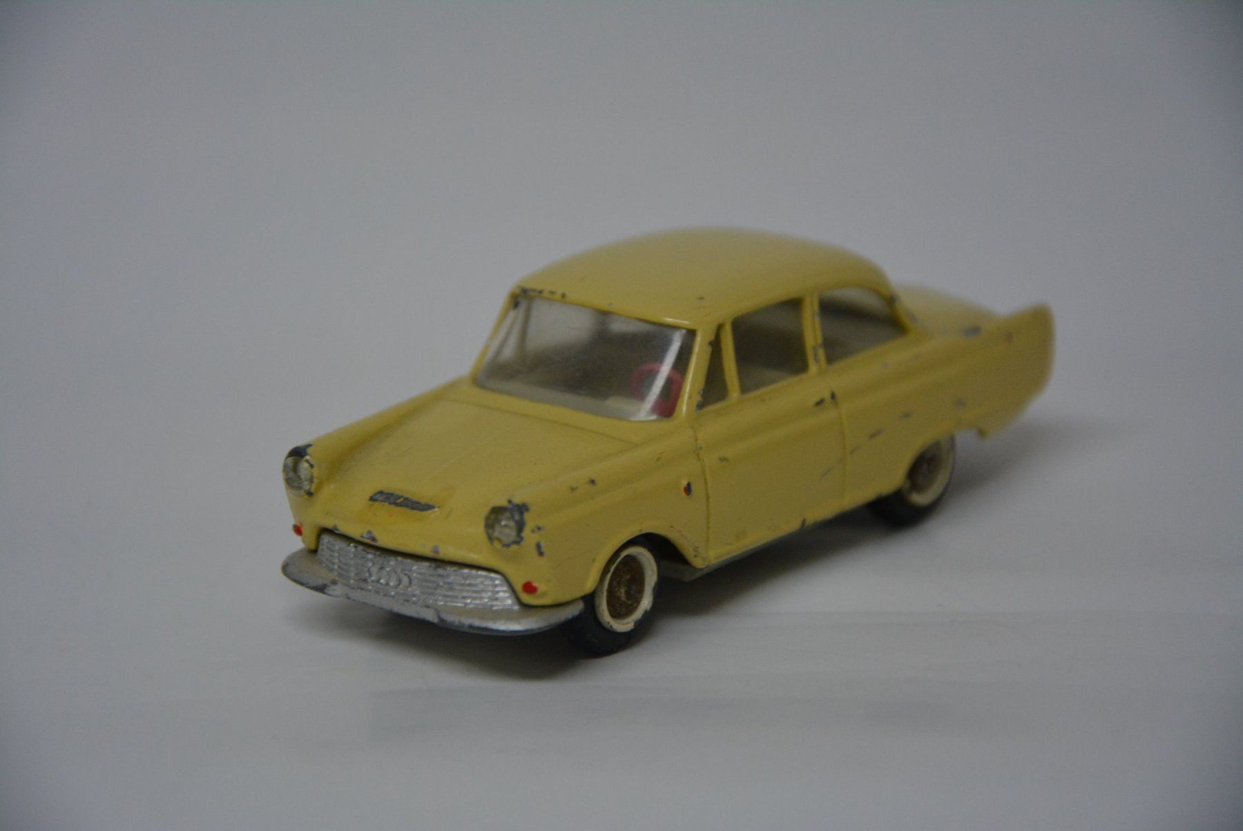 Tekno Modellautos: DKW Junior De Luxe , Tekno - Made in Denmark , 1:43 – Gebraucht aus Goldach von Feivel9 1
