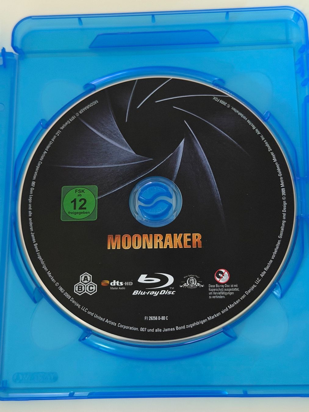 Tutti i DVDs: James Bond 007 - Moonraker Blu-ray – Usato da Altstätten SG venduto da sheamus 2
