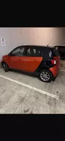 Smart Forfour Auto orange schwarz 157948 km gebraucht