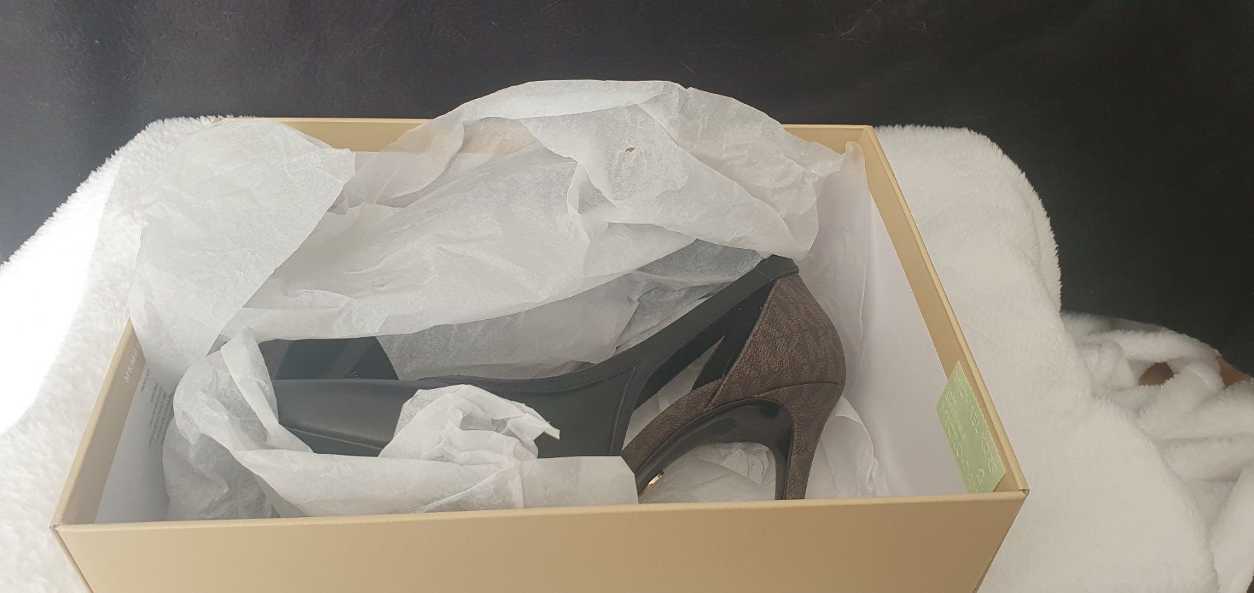 Michael Kors Scarpe da donna: Michael Kors High Heels „Nora Pump“ Gr. 40 – NEU & OVP – Nuovo e nell'imballaggio originale da Abtwil AG venduto da MaVo.0710 7
