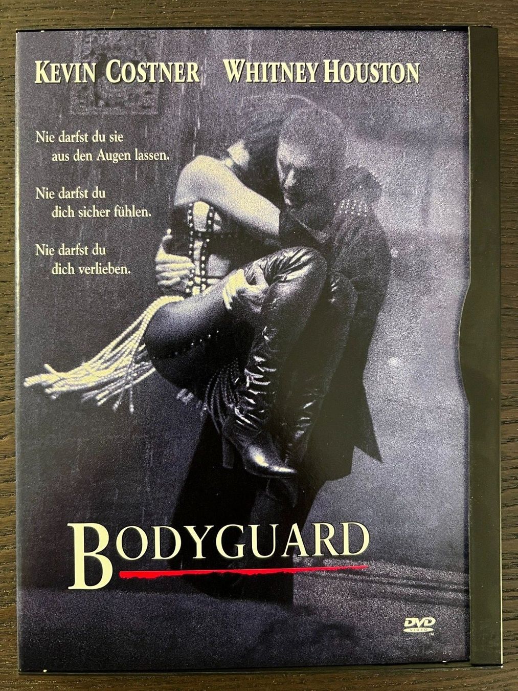 Alle DVDs: Bodyguard – Gebraucht aus Zürich von FilmFreunde