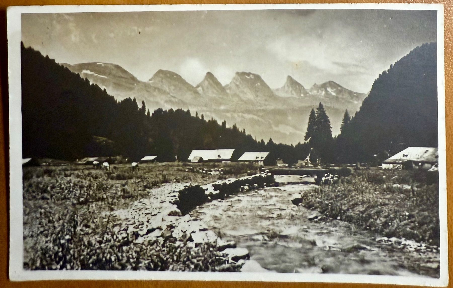 Cartoline postali: AK: Alpli mit churfisten – Usato da Lutry venduto da Ediego