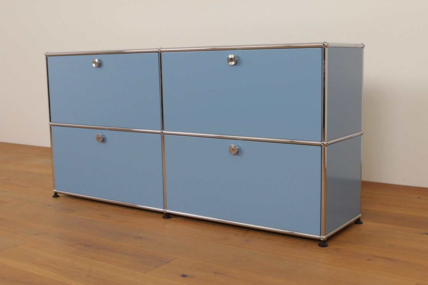 USM Kommoden: USM Haller Sideboard // UPCYCLED // NEUE FARBEN – Neu (gemäss Beschreibung) aus Affoltern am Albis von StudioStandard 1
