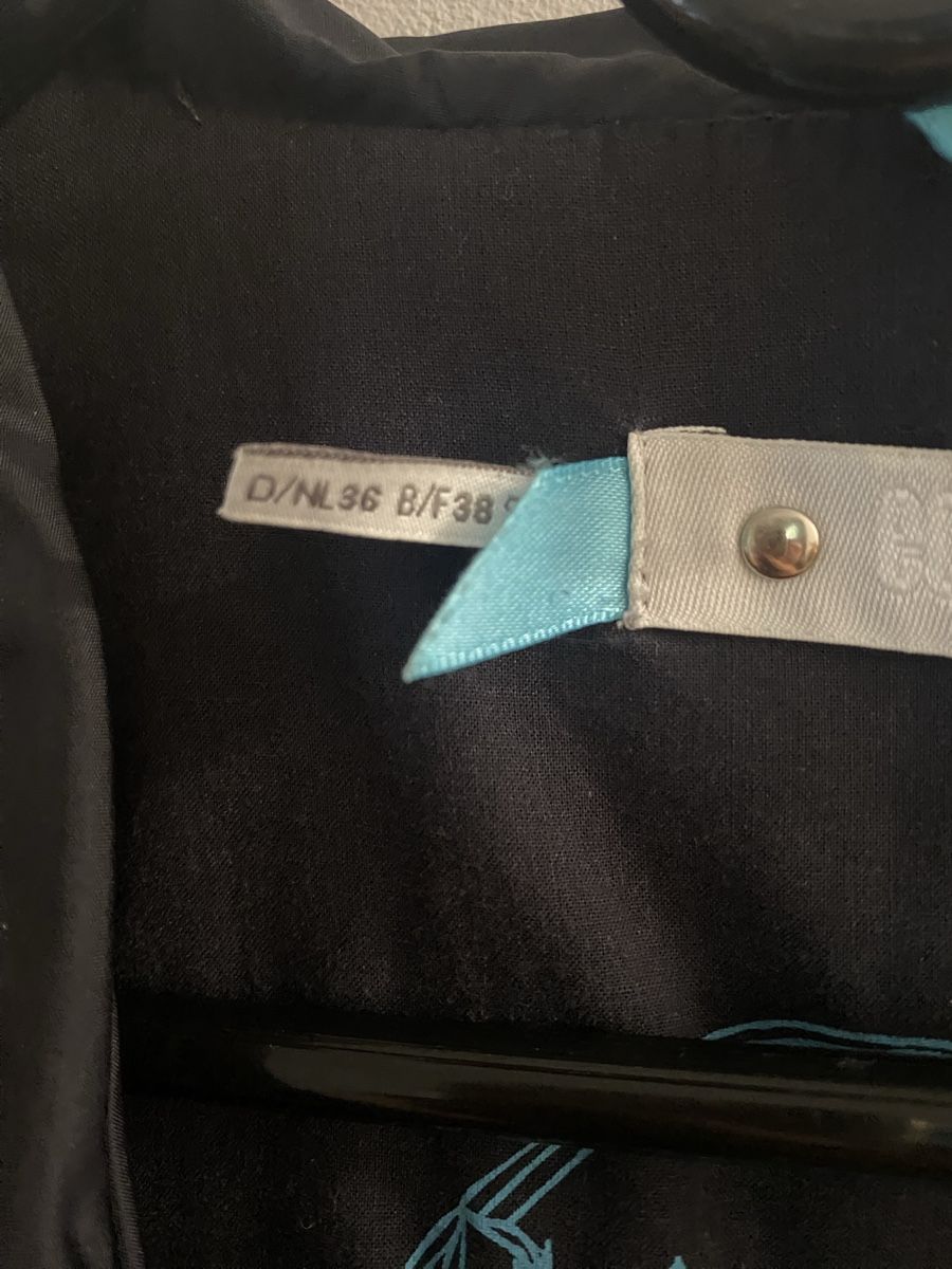 Giacche: Damen Jacke gr.36 – Usato da Seewen SZ venduto da shaky01 4