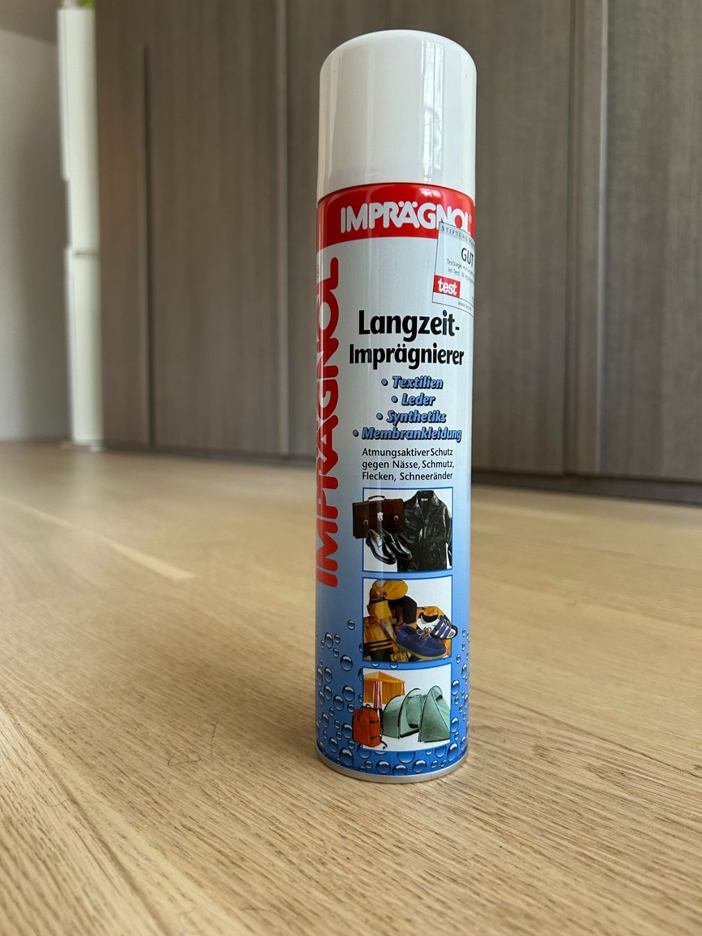 Pflegeprodukte: Imprägnol Universal-Imprägnierspray. – Gebraucht aus Zürich von maxsalezzen 3
