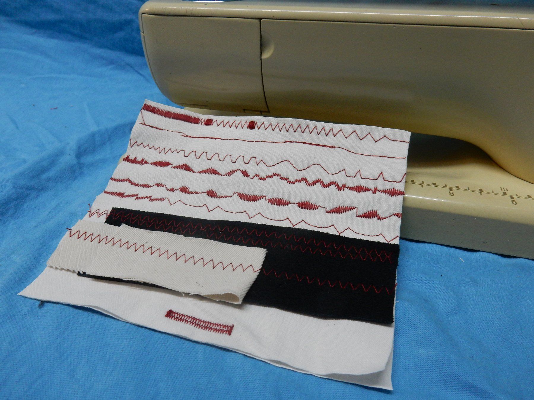 Bernina Nähmaschinen: Bernina 730        26008 – Gebraucht aus Watt von Mariposa49 3