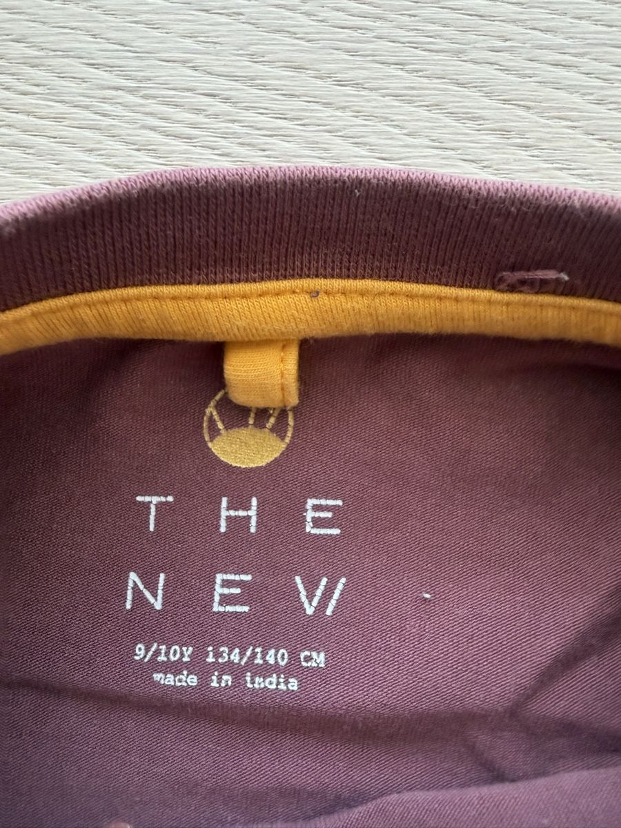Camicette, T-shirt & Top: The new Tshirt 134/140 cm – Nuovo (secondo la descrizione) da Wallisellen venduto da Nataschab0 3