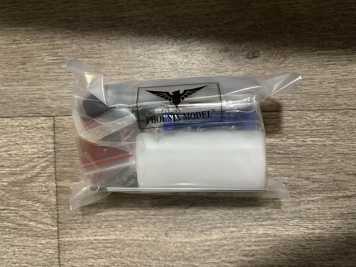 RC Modellbau: Phoenix Spitfire – Neu und originalverpackt aus Rechthalten von Cardinal6 4
