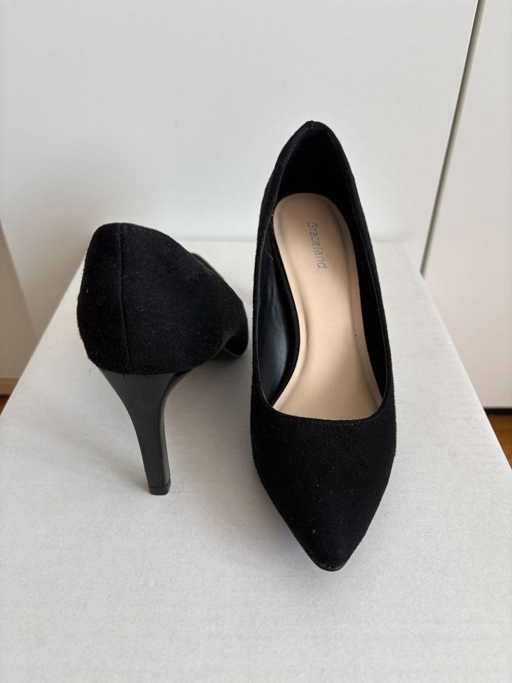 Graceland Scarpe da donna: Schwarze Pumps, Gr. 35 - Neu – Nuovo (secondo la descrizione) da Basel venduto da Nofretete39 5