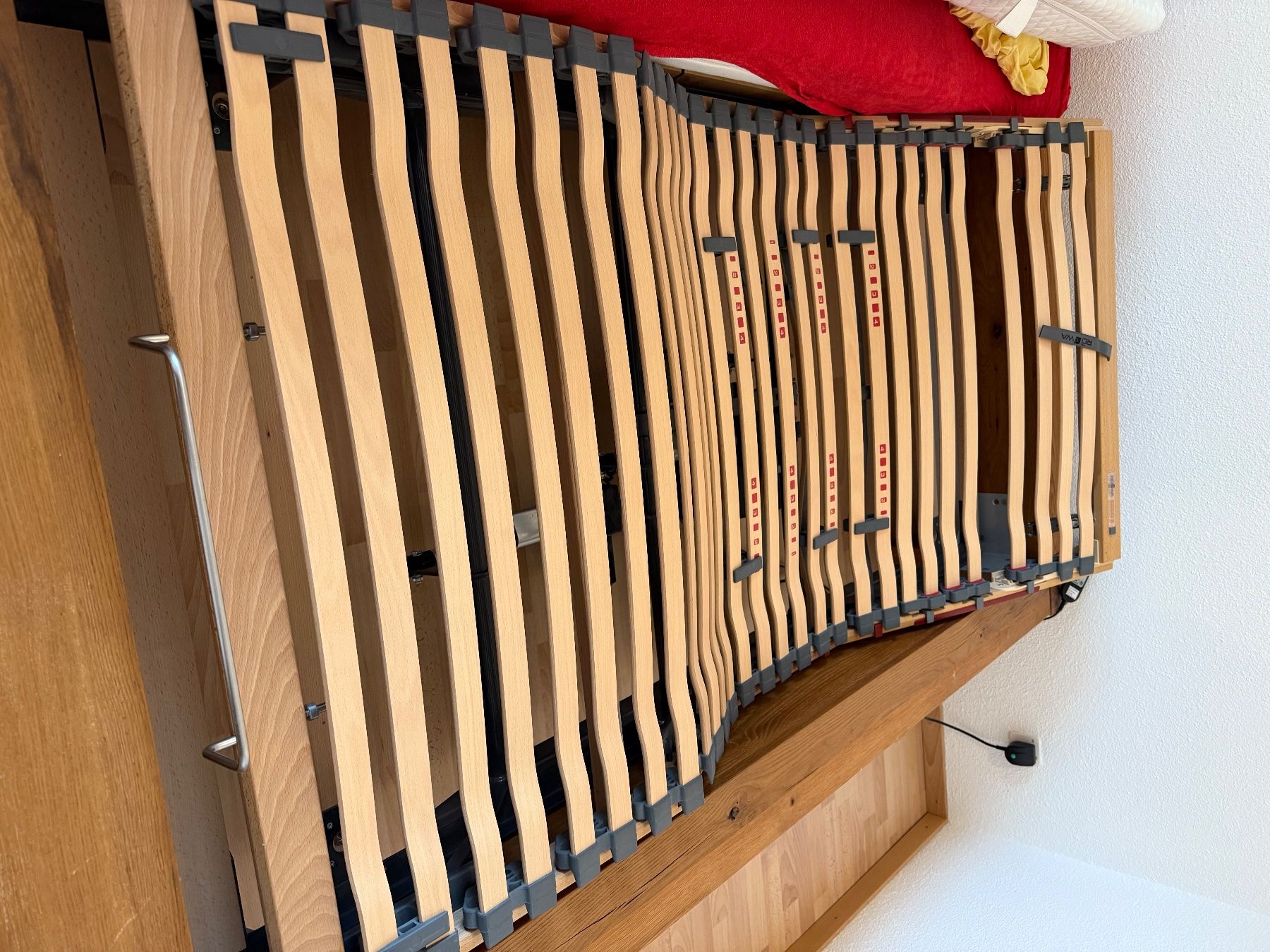 Letti: Elektrisches Bett – Usato da Benken ZH venduto da mar_5d2w 1