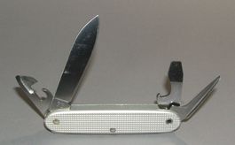 MILITÄRMESSER TASCHENMESSER ELSENER SCHWYZ VICTORIA 1973