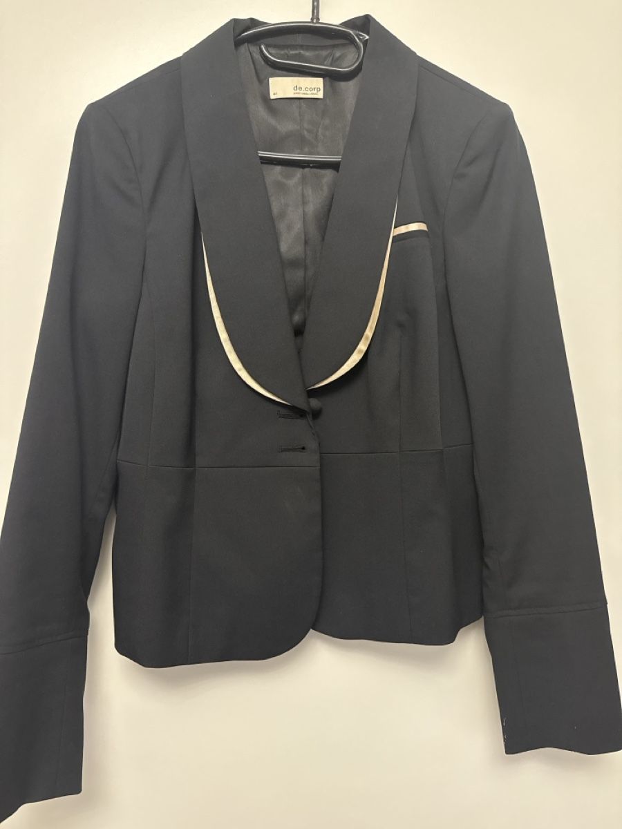 Esprit Giacche: Eleganter Esprit Damen Blazer, Gr 42, schwar – Usato da Rapperswil SG venduto da Nicinic01