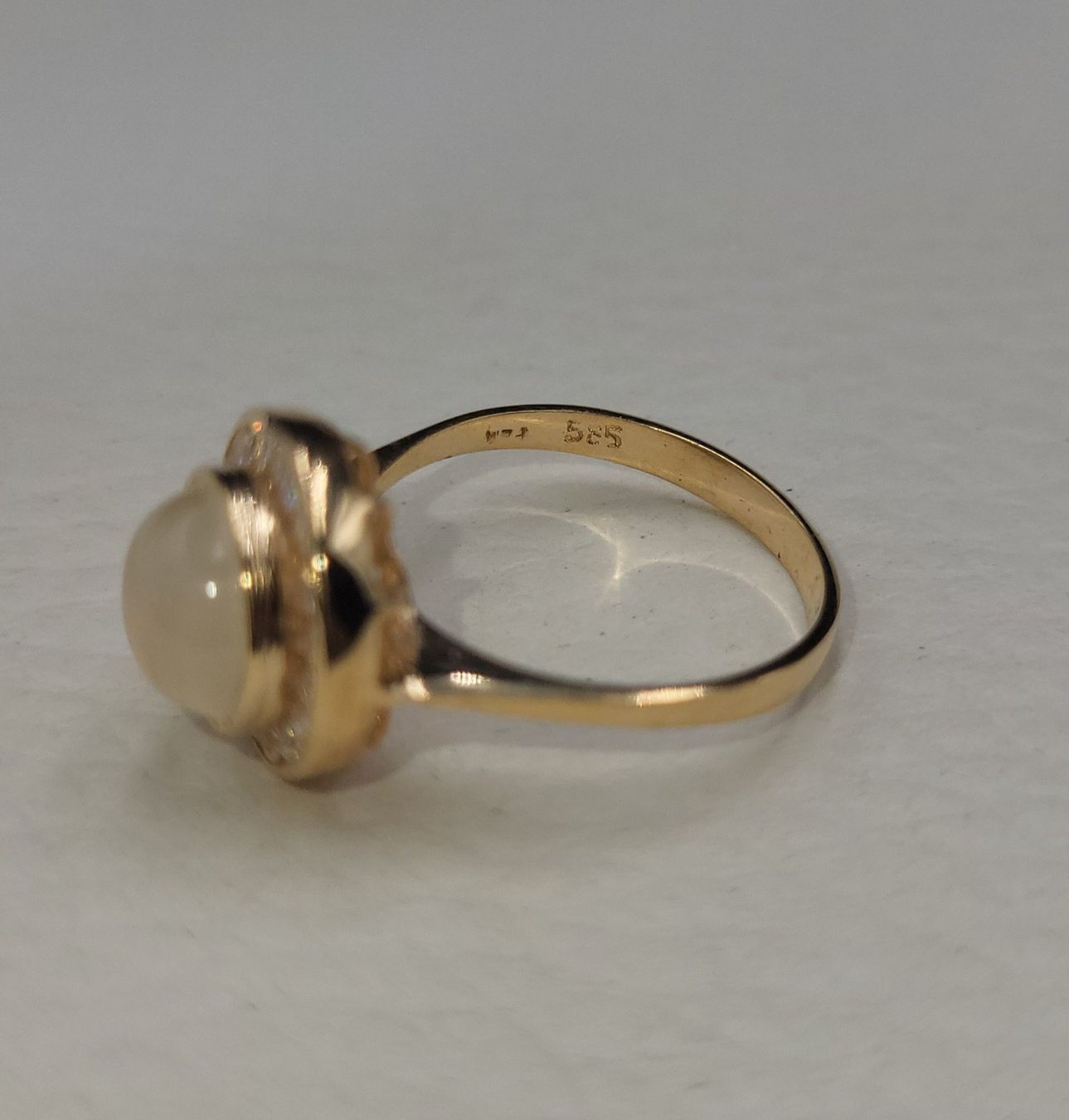 Anelli: Gold 585 Ring Mit Mondstein und steine – Usato da Wald ZH venduto da Dasilver 9