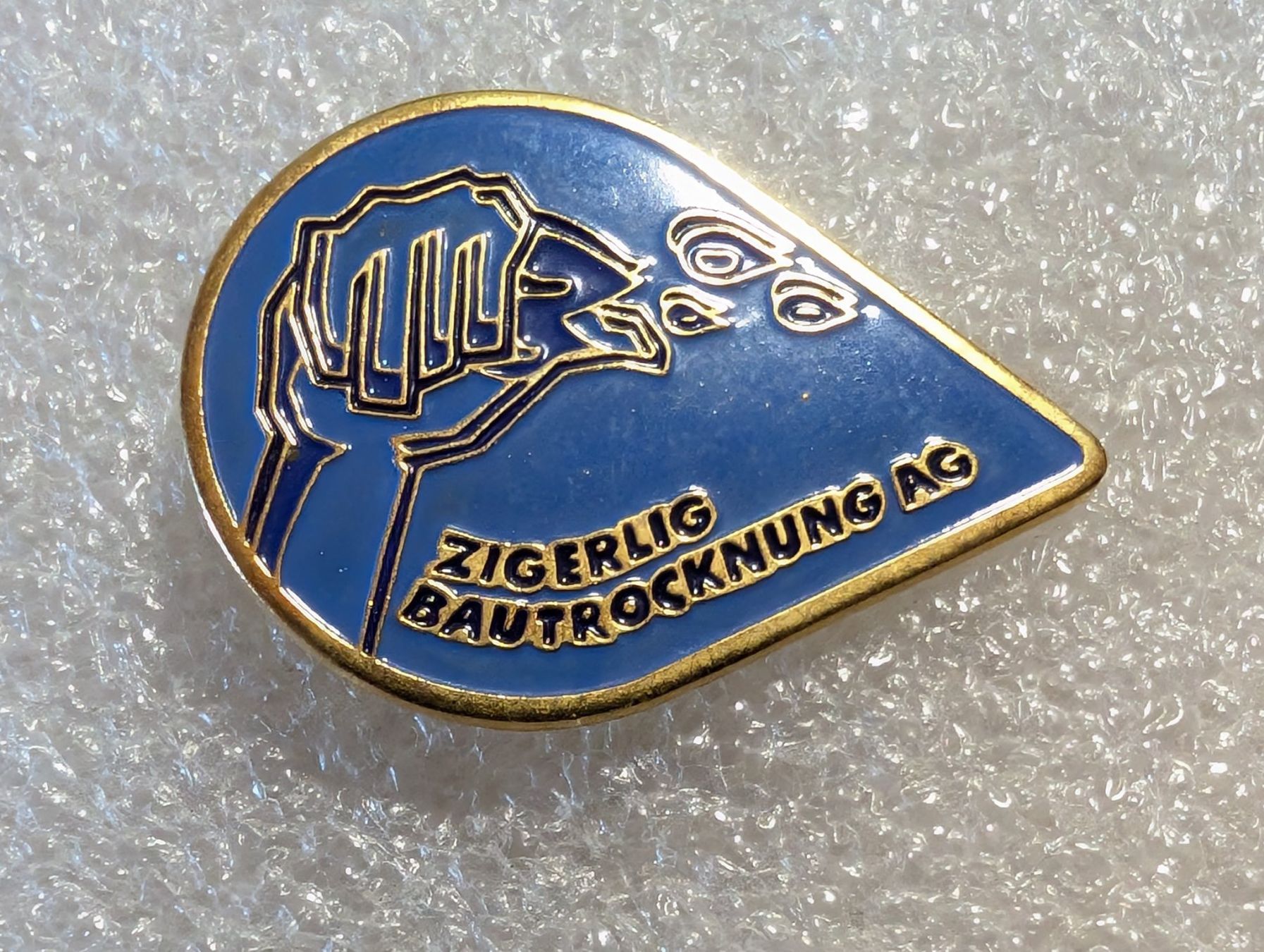 Placchette & Badge: Ansteckpin 292: Zigerlig – Usato da Oppligen venduto da Pin-Fall-Shop
