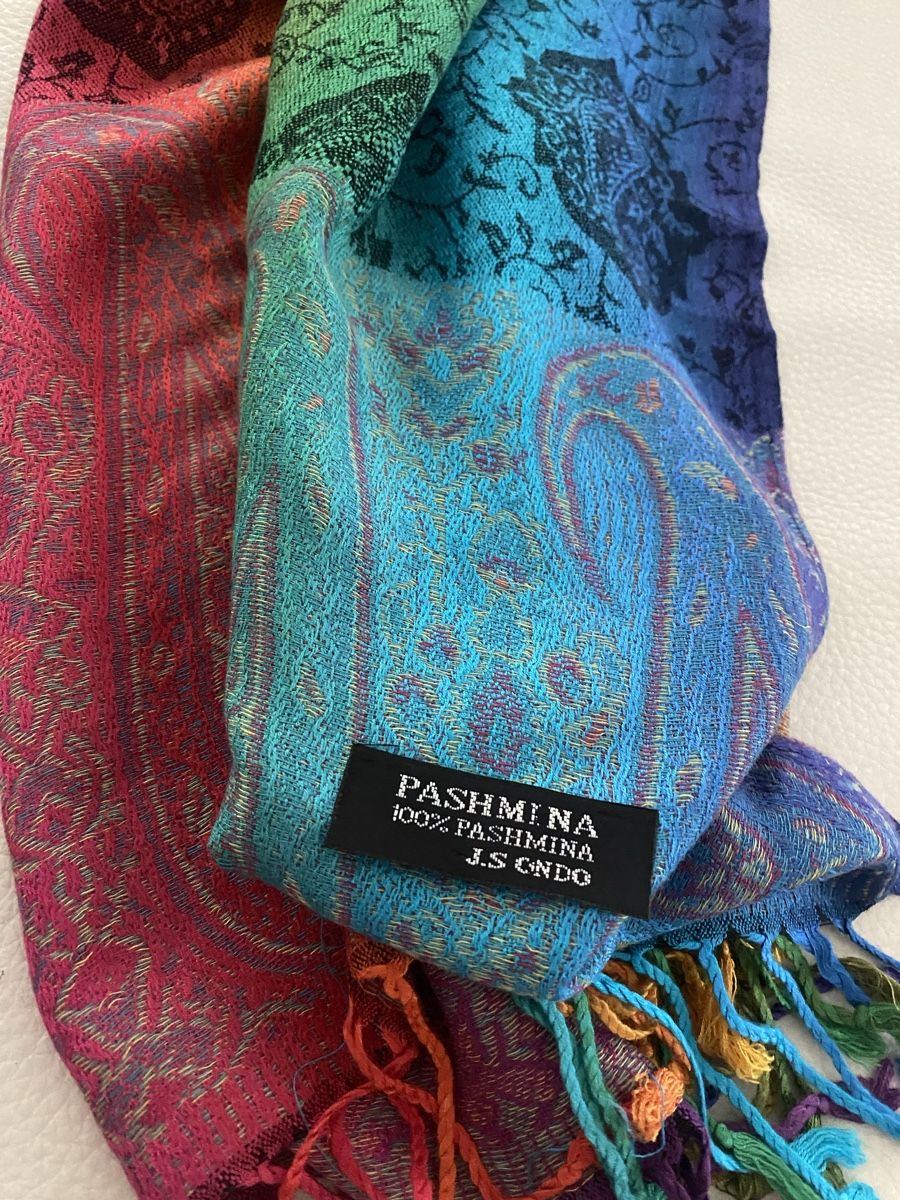 Foulard & Sciarpe: Pashmina Schal 🌸 – Usato da Opfikon venduto da Luis144 4