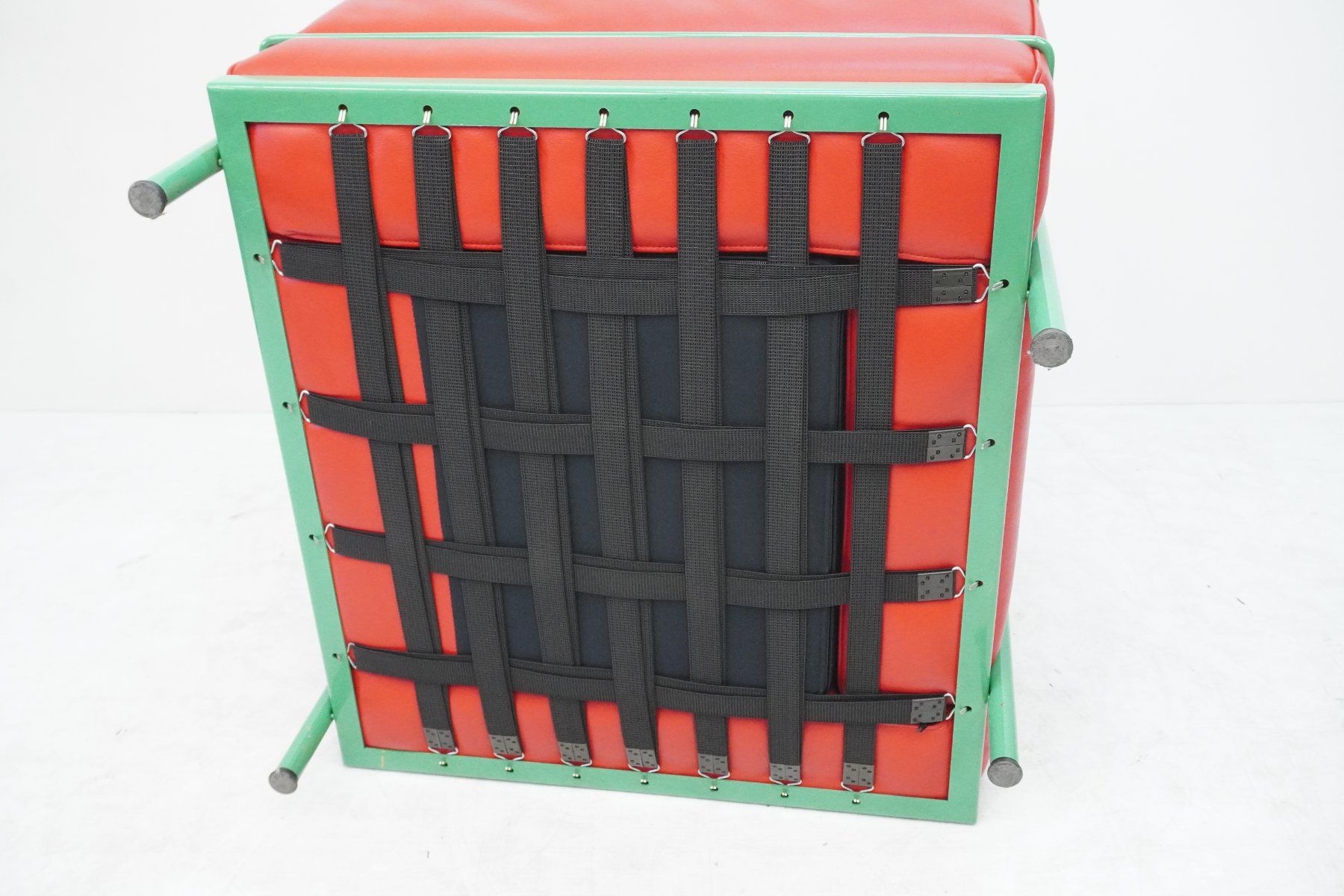 Cassina Sessel: Cassina LC2 Sessel Le Corbusier Leder rot – Gebraucht aus Bad Zurzach von QLASSIQ 8