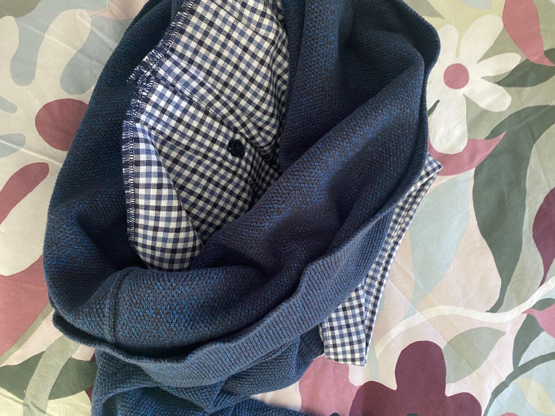 Maglioni & Felpe: Pulli und Bluse integriert – Usato da Reinach BL venduto da stutkir 5