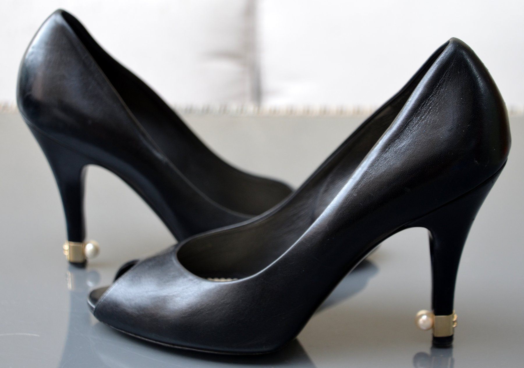Chanel Scarpe da donna: Pumps Chanel 36.5 C – Usato da Collonges venduto da Auganien 2