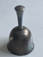 Kleine Glocke alt  (S8)