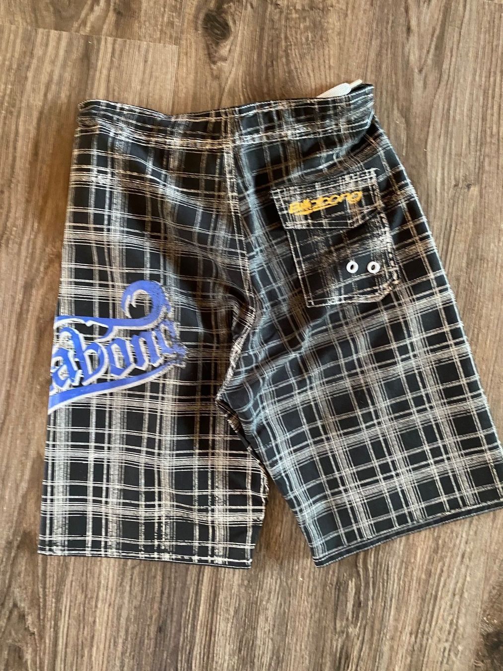Billabong Pantaloni: Short Billabong 10 ans – Usato da Chermignon-Bas venduto da mioumiou35 1