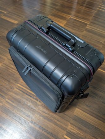 SWISS Aluminium Collection Trolley S mit Vortasche, Schwarz