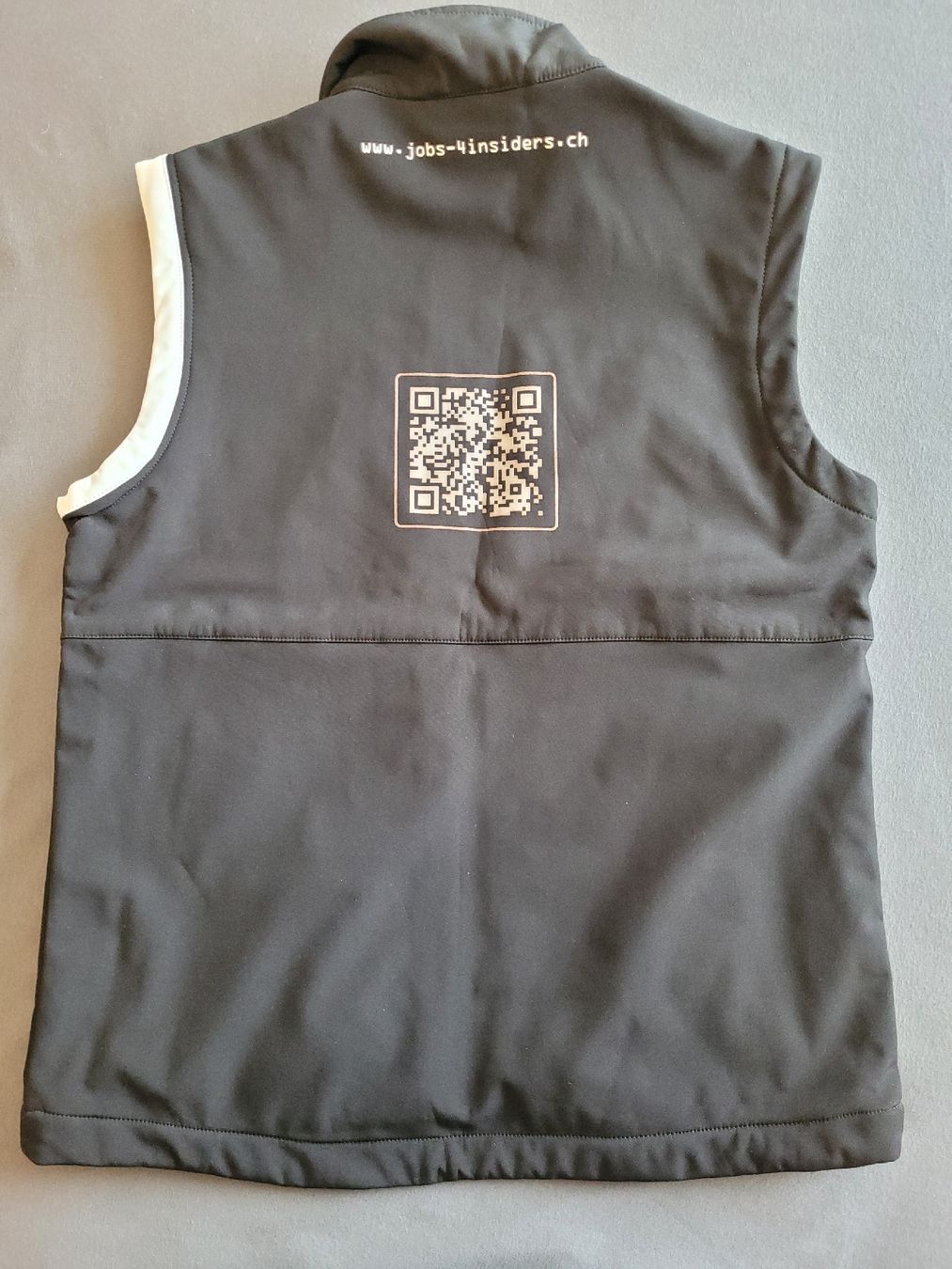 Gilet & Giacche: Gilet – Nuovo (secondo la descrizione) da Aarburg venduto da Misohn 1