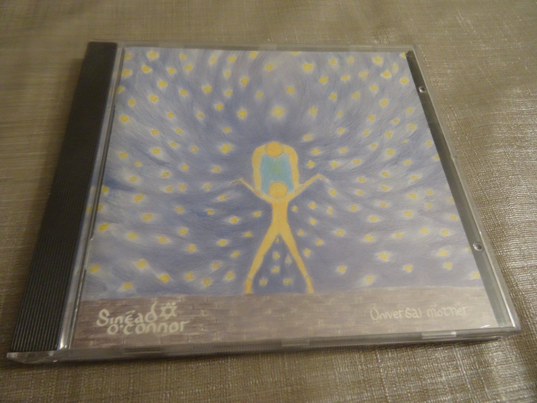 CDs: Sinéad O'Connor - Universal Mother CD – Gebraucht aus Olten von Disc-Verkauf