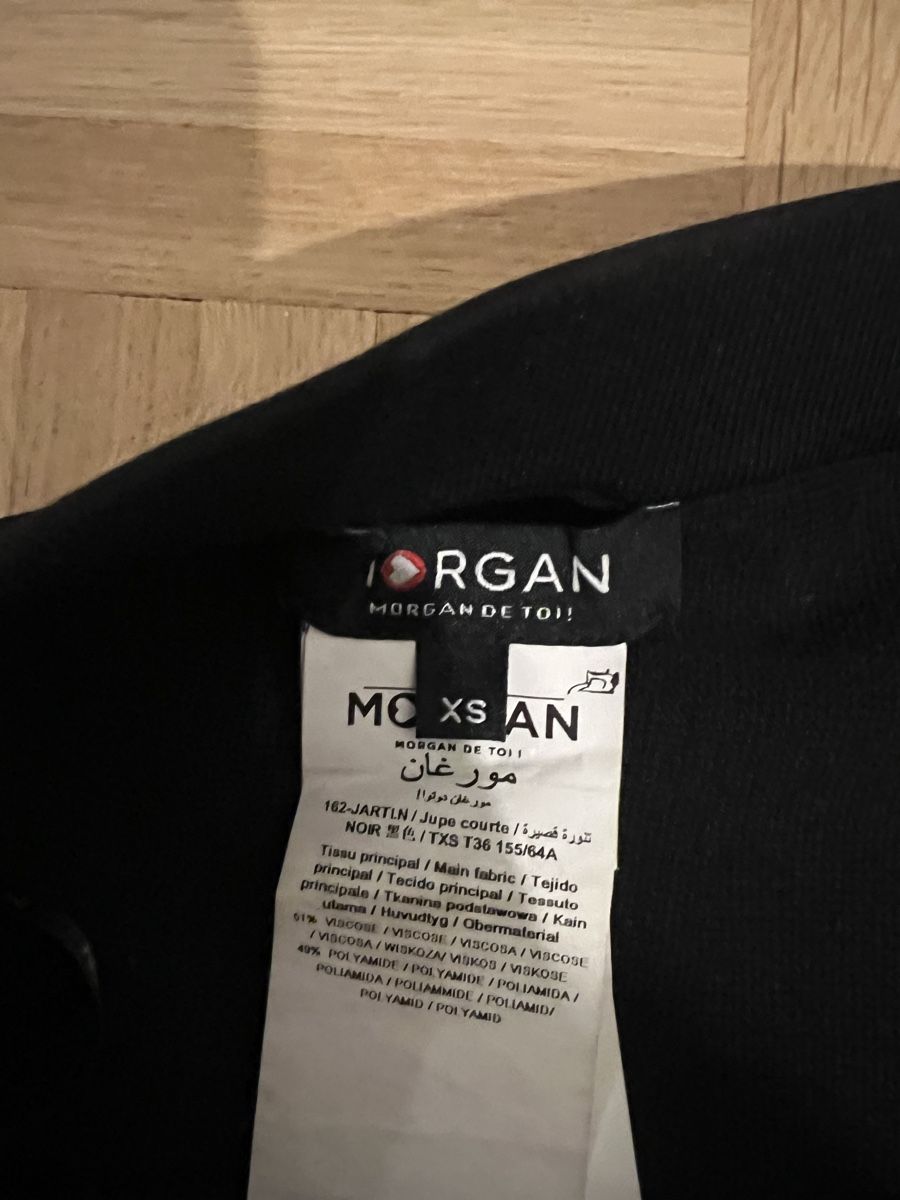 Morgan Gonne: Cooler Minirock von Morgan – Usato da Basel venduto da shirley_gold 3