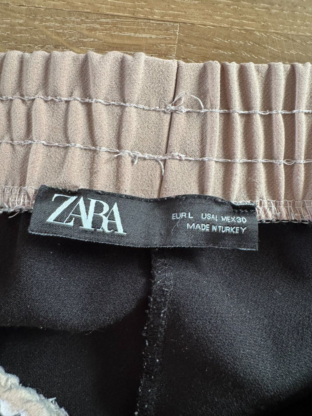 Zara Lotti di vestiti: Ensemble Zara survêtement – Usato da Rossemaison venduto da Carduelis 2