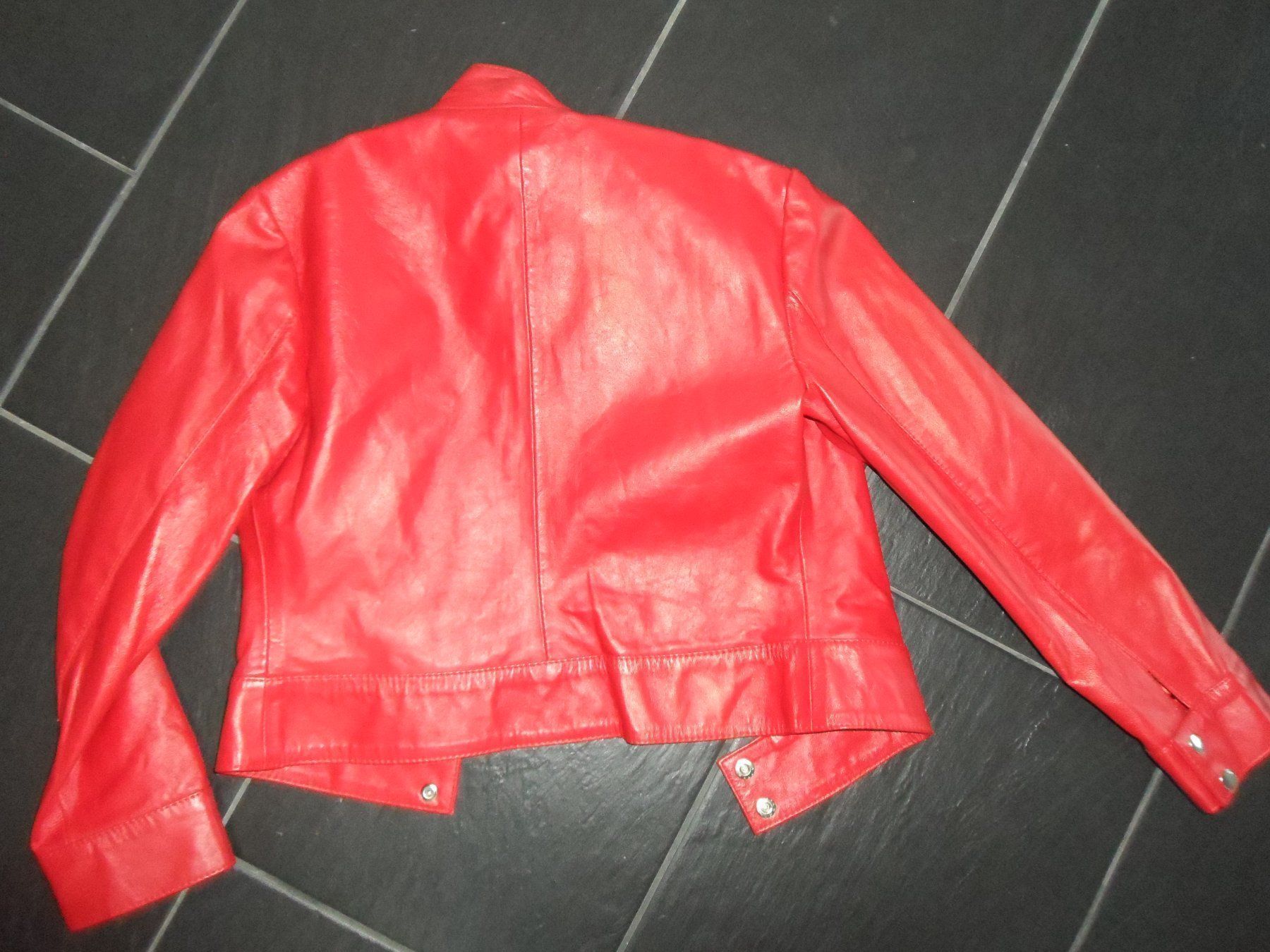 Giacche: **** Lederjacke Damen GR S **** – Usato da Therwil venduto da Hcd1919 1