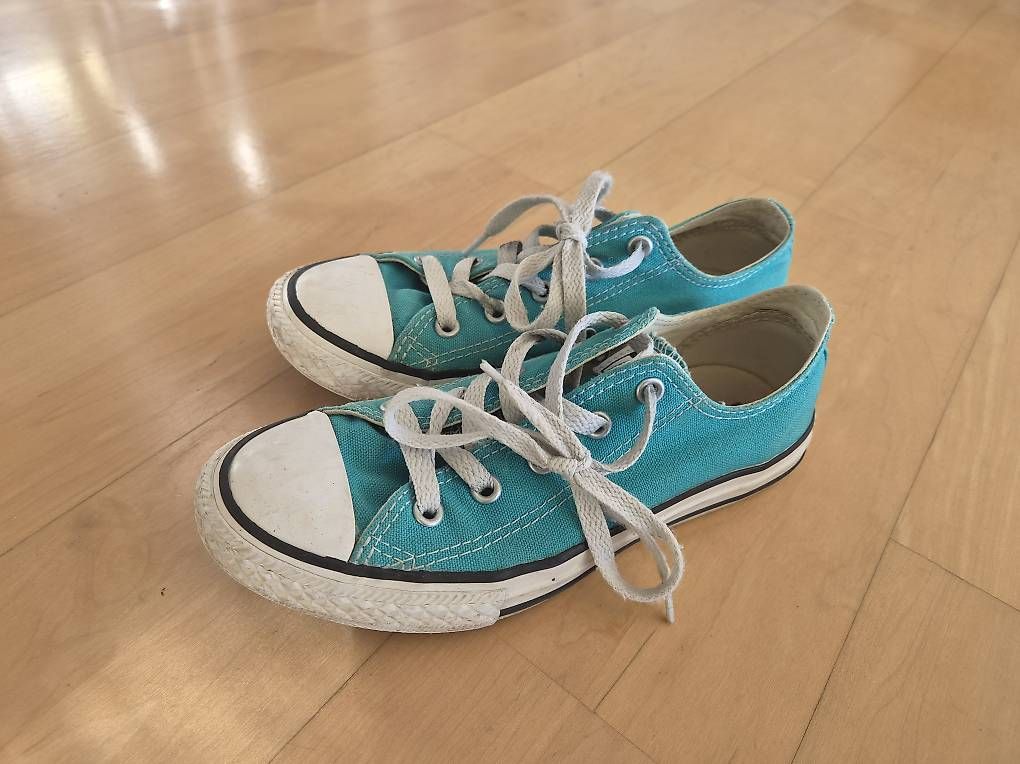 Converse Chaussures filles: Converse Chucks, Gr. 33.5 – D'occasion à Russikon par i_laura 1