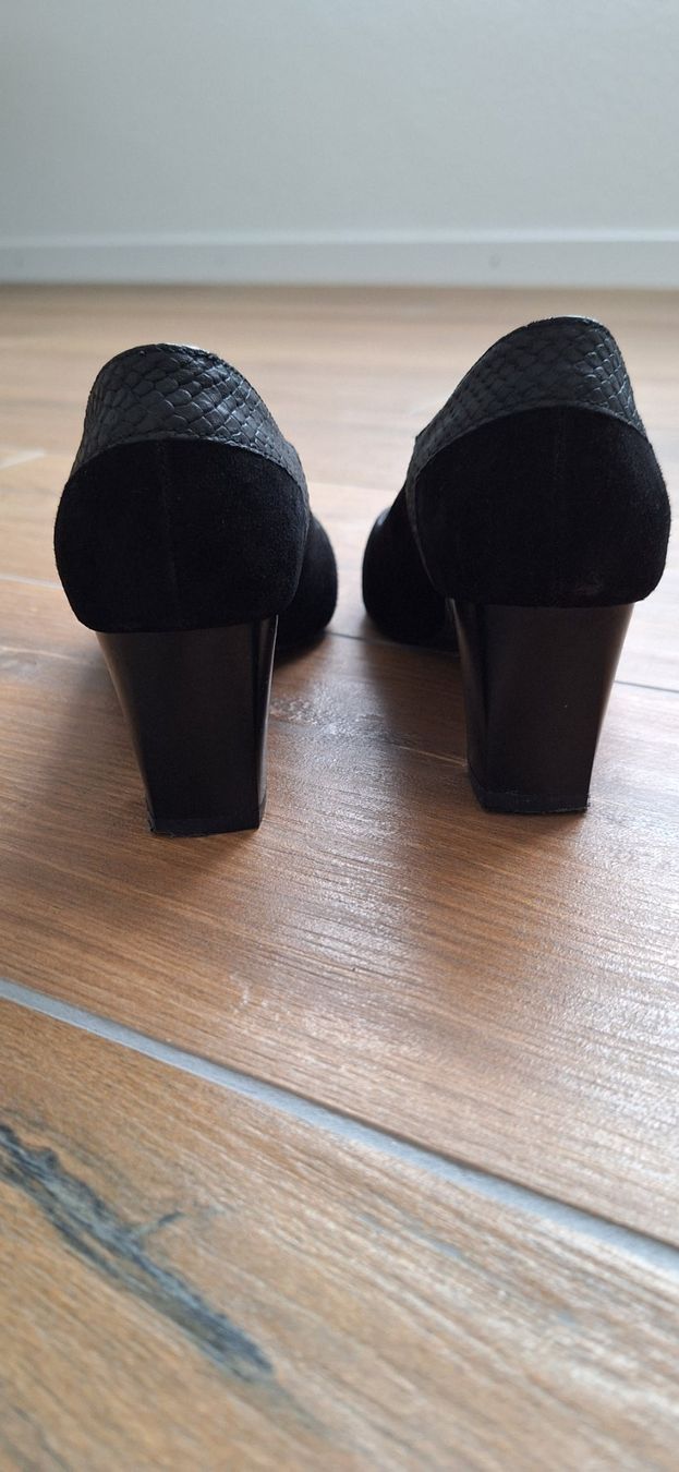 Damenschuhe: Pumps, Leder, Marke ZIGN, Grösse 35 – Gebraucht aus Stans von Acnml 3