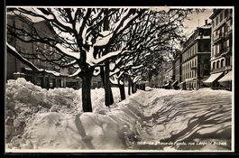 AK La Chaux-de-Fonds, Rue Léopold Robert en hiver