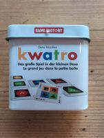 Kartenspiel Kwatro im Taschenformat - ideal für unterwegs