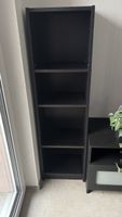 schmales IKEA BILLY Regal schwarz mit Aufsatz