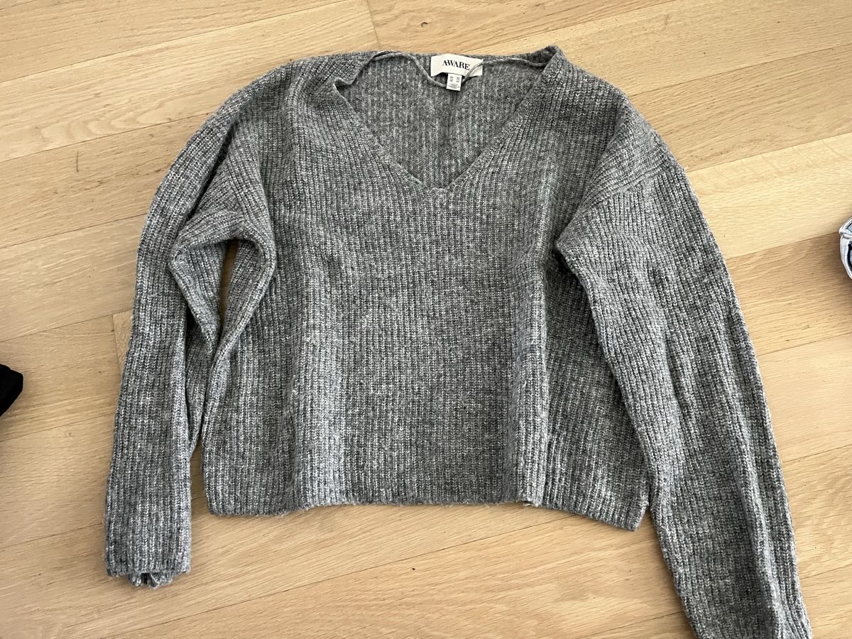 Maglioni & Felpe: Strickpullover Gr. XS Neuwertig – Nuovo (secondo la descrizione) da Wetzikon ZH venduto da ev2_yg2g