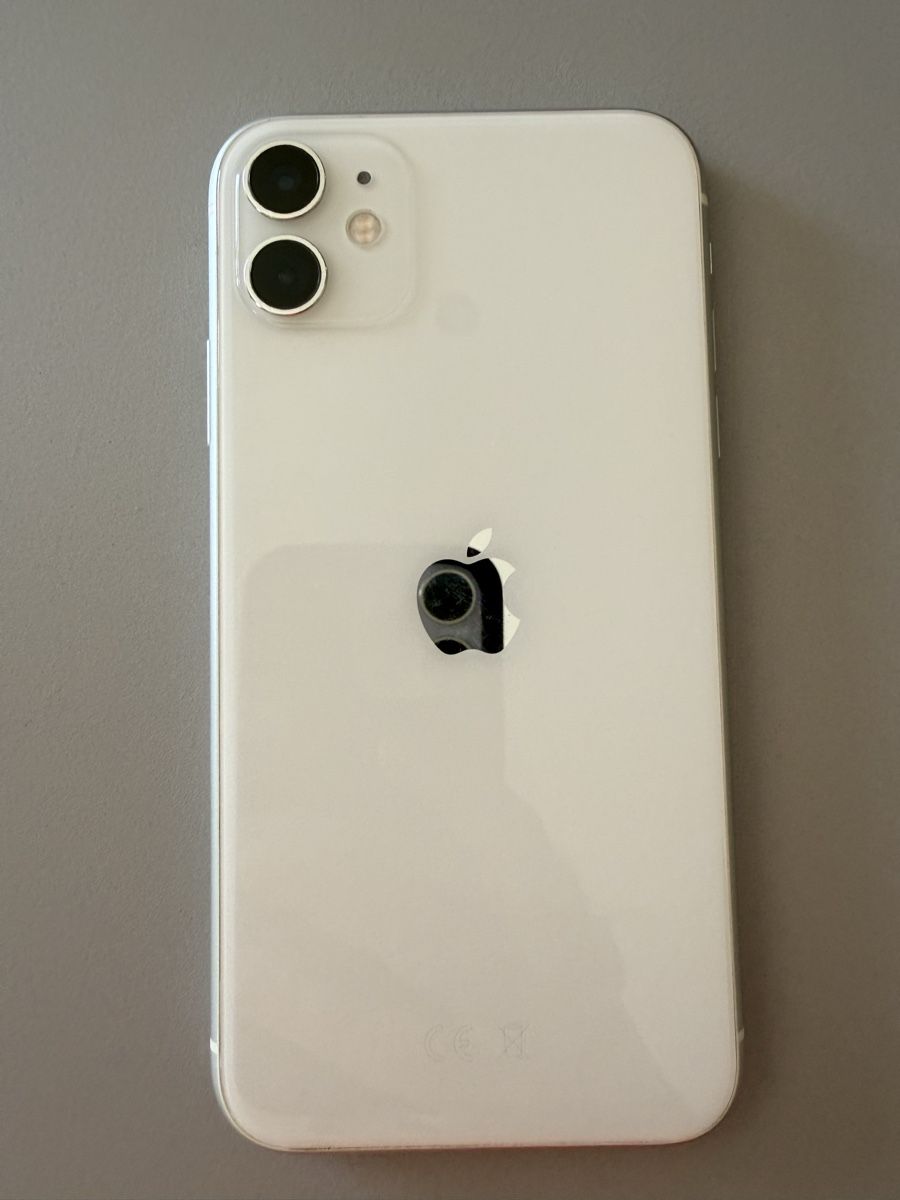 Apple Portables: iPhone 11 – D'occasion à Ecuvillens par garrig