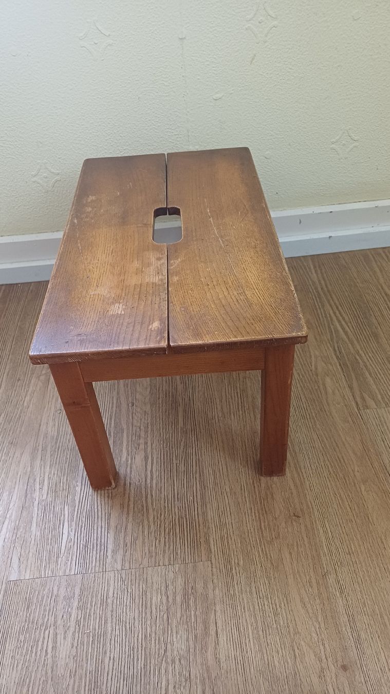 Hocker: Antiker Schemmel  – Gebraucht aus Flawil von Pinkmalibu 9