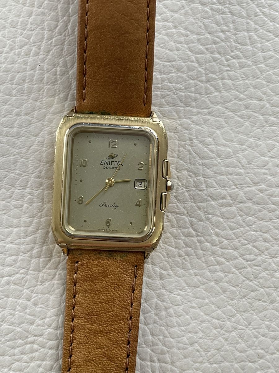 Enicar Orologi: Montre Enicar Quartz Privilège plaqué or – Usato da Posieux venduto da Angeles82 1