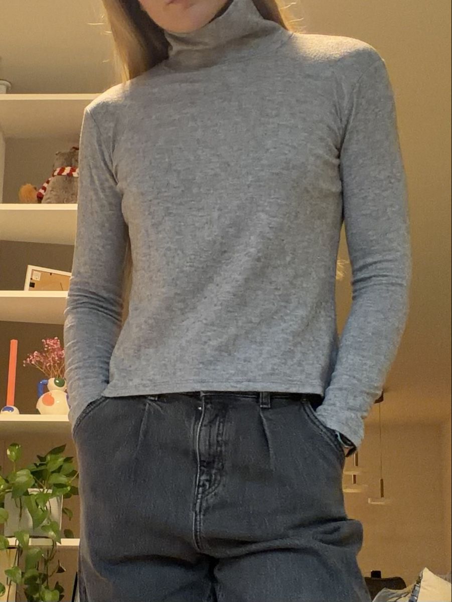 Maglioni & Felpe: GRAUER ZAUBERSTERN ROLLKRAGENPULLOVER – Usato da Zürich venduto da dbu_s8p2