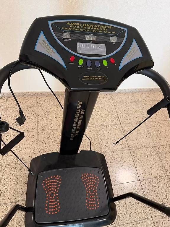 Hometrainer: Vibrationsplatte – Usato da Kloten venduto da kec_bx7m 1