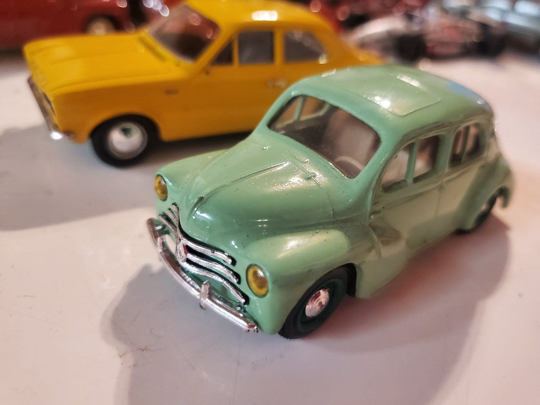 Eligor Modellini d'auto: Renault 4 CT 1:43 Eligor nos – Nuovo (secondo la descrizione) da Balsthal venduto da redcarpet